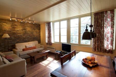 Apartamento con jardín - Montana Park Enveitg Exterior foto