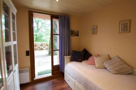 Apartamento con jardín - Montana Park Enveitg Exterior foto